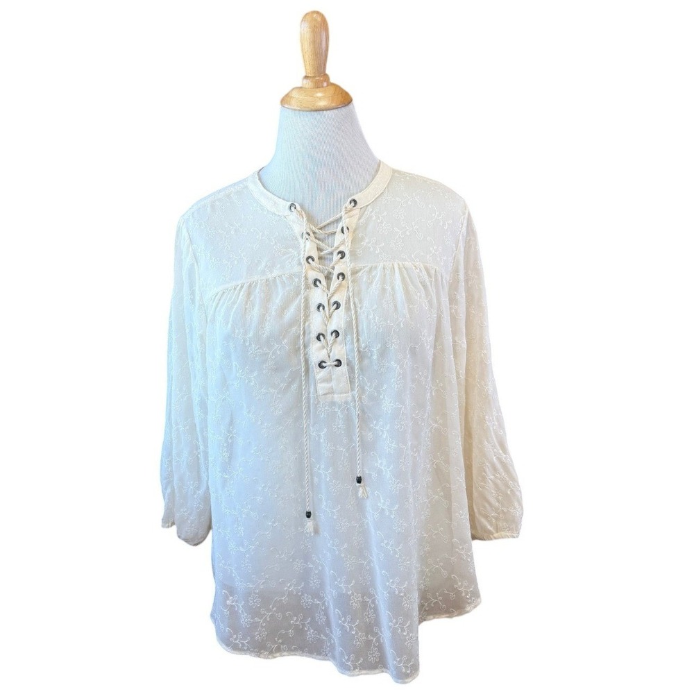 Torrid Ivory Floral Embroidered Lace Up Peasant Blouse Top Plus Size 1 1X